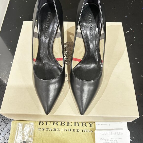 Burberry black leather pointed toe pumps size 39 - Picture 7 of 8